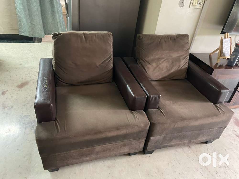 Sofa set brownish tone with center table