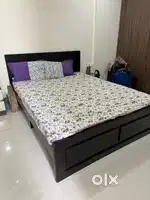 Queen size bed & sleepyhead memory foam 5 inch mattress