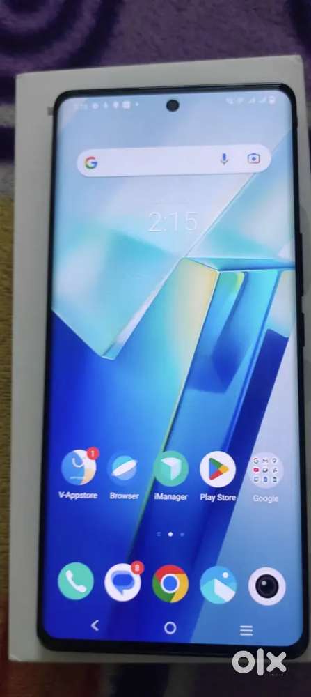 Vivo t2 pro ...8/256.. only mobile and charger .back glass broken