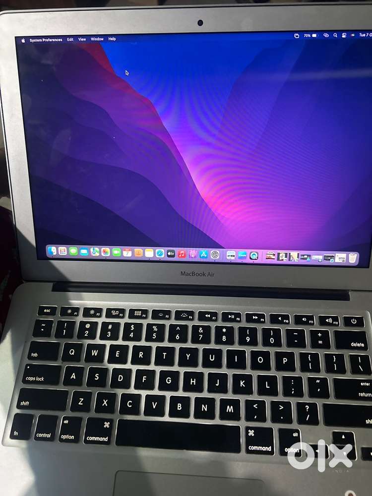 Mac book air 2017 model
