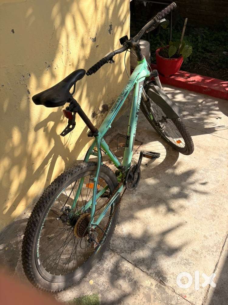 Urban terrain , 21 gear bicycle