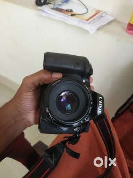 Good condition no complaints.canon 70d model good bag 49 mm lens