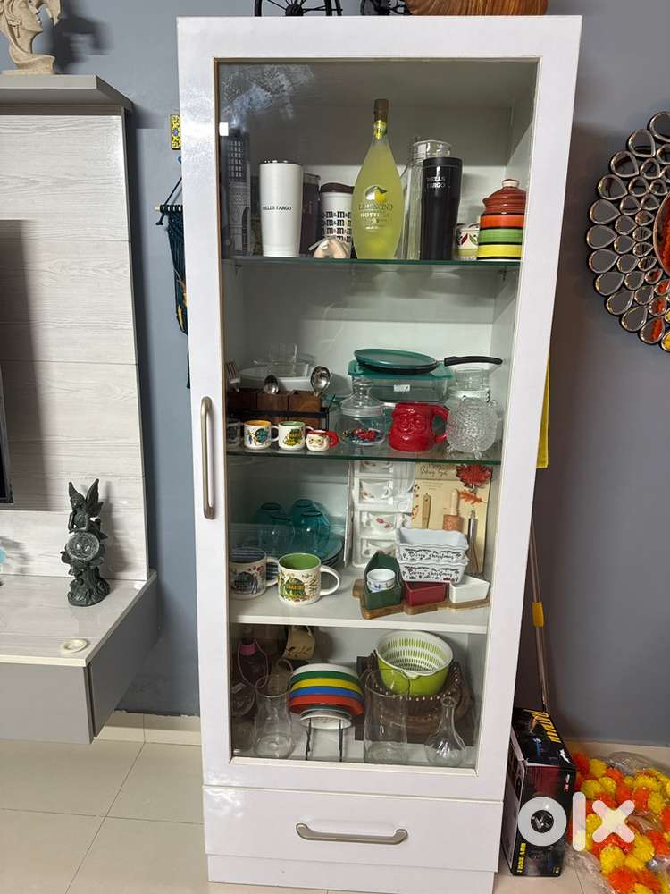 Crokery cabinet