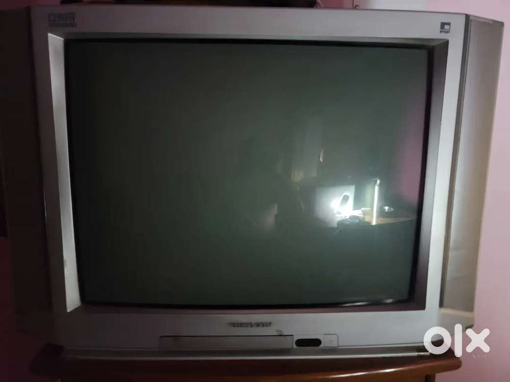 Videocon 39 CRT TV with 1200 W inbuilt subwoofer -
Its Old but Gold