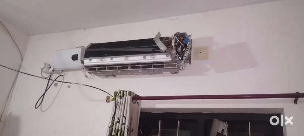 AC ടെക്നീഷ്യൻമാരെയും Trainees നെയും ഉടൻ ആവശ്യമുണ്ട് !