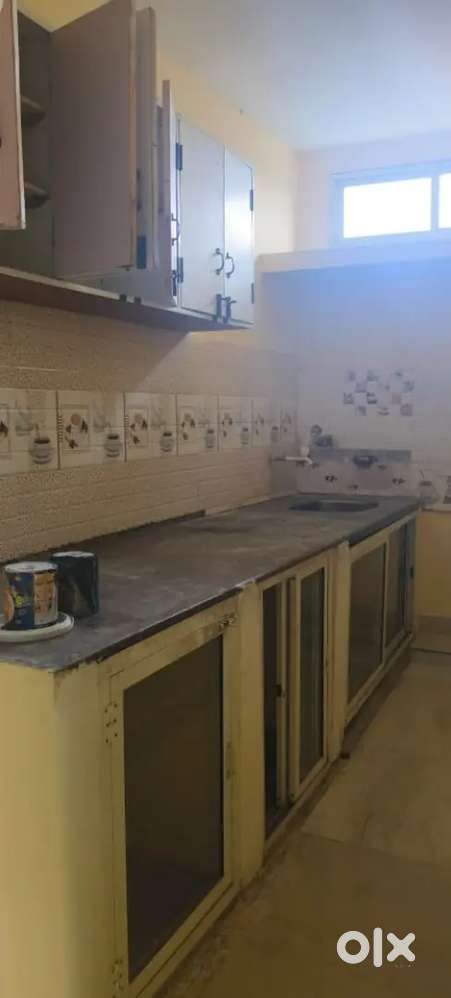 2 BHK flat is available for lease in HBR layout