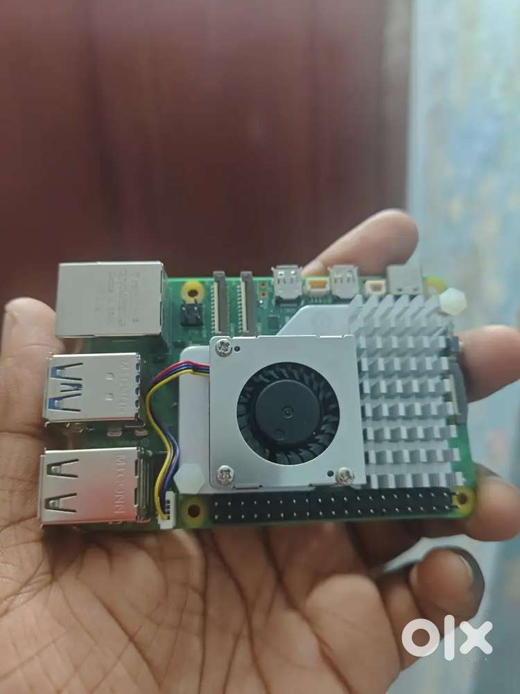 Raspberry pi 5 4gb ram with cooler