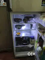New samsung fridge , storage volume 248,gross volume 277