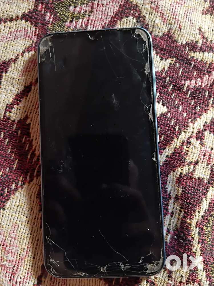 A15 mobile hai is ko sell kar na hai local kay hi massage  kary