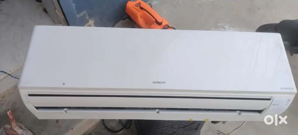 Hitachi 1.5inverter AC sale