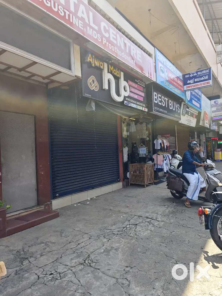 Shop for rent in Maliekkal complex, North Paravur