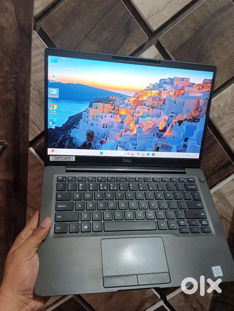 Dell Latitude 7300
intel i5-8th generation
8gb ram
256 nvme ssd