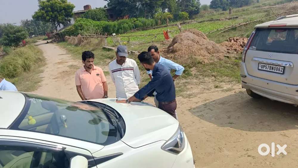 गोरखपुर देवरिया रोड जीडी गोयनका स्कूल के पास प्लाटलेकब्जा पहले दिन करे