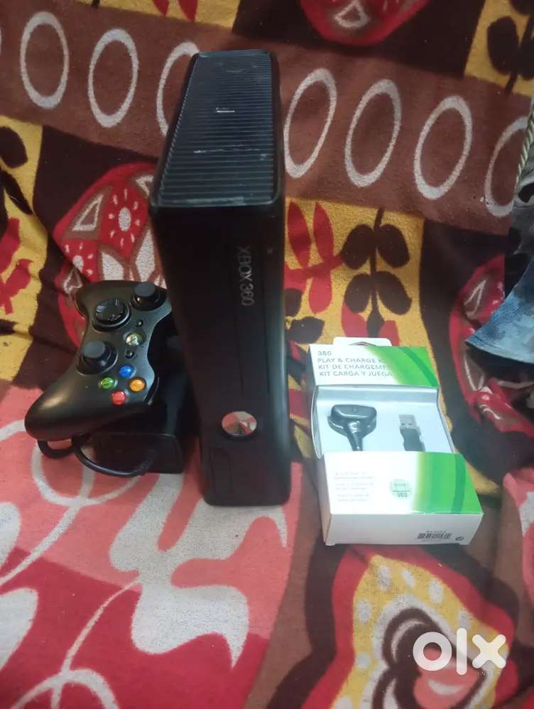 XBox 360 slim sealed 500gb hdd complete set 71 top games available in