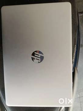 Hp AMD Ryzen 5 5500U with Radeon Grafics, 2100Mhz, 6 Core(s)