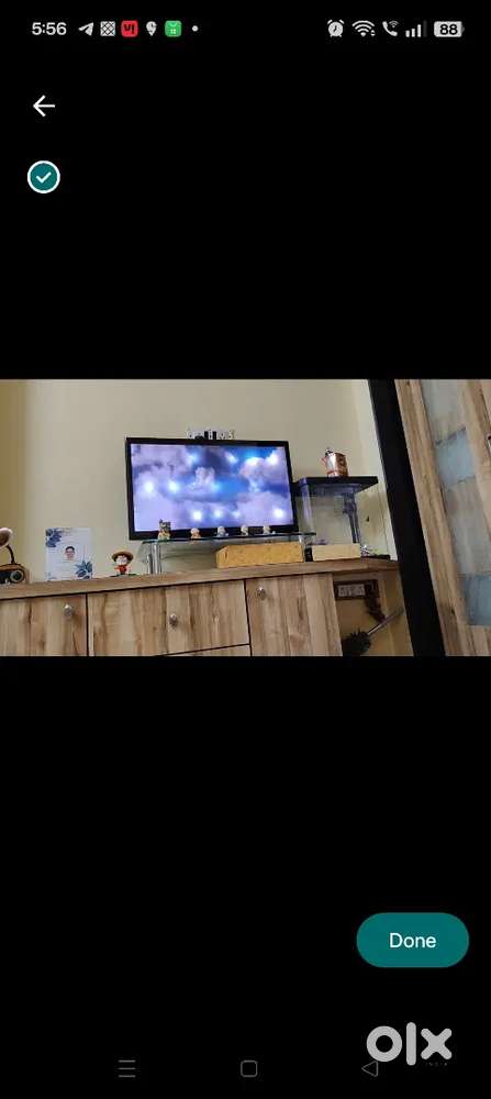 It's Samsung smart TV,32 inches
