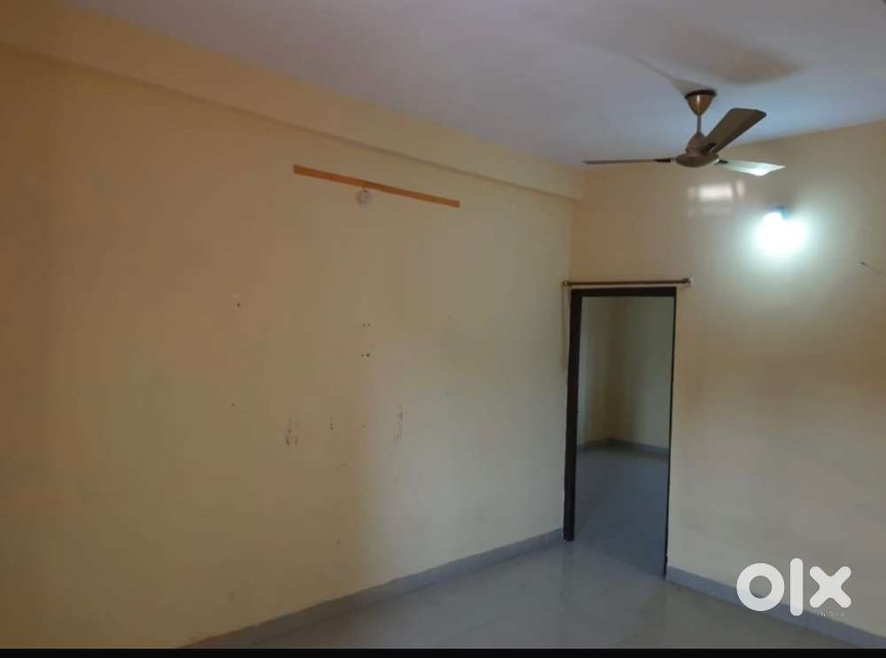 1BHK & 1RK available in LIG at prime location (im owner)