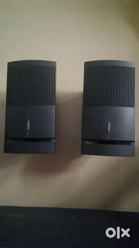 Bose.speaker,2.very good condition