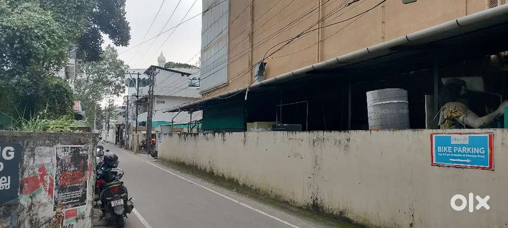 8 cent Commercial plot Edapally Near Oberon mall Commercial plot