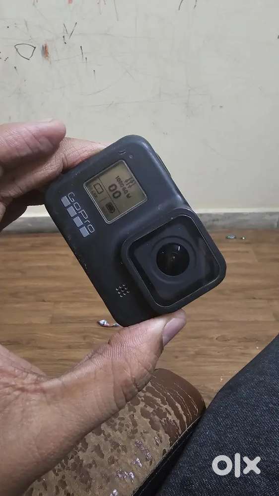 Gopro hero 8 full working with charger and extra battery at 15000