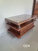 Teapoy table