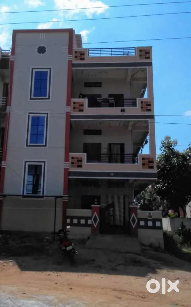 IT'S ONLY SINGLE ROOM