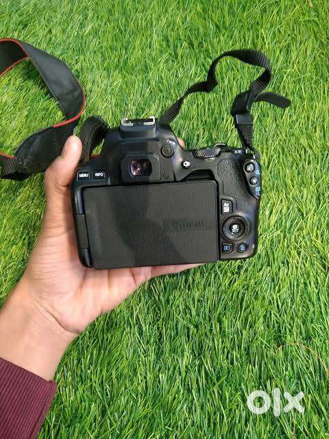 Canon EOS 200D Mark II DSLR Camera with Dual Lenses (18–55mm + 55–250)