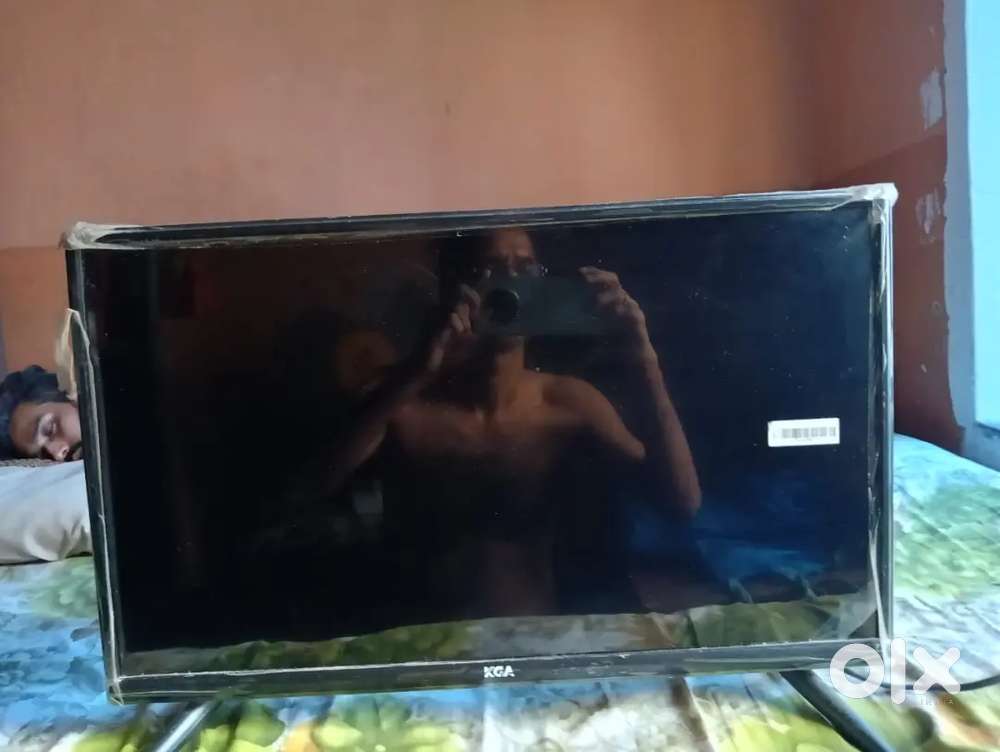 KGA 24 inch television