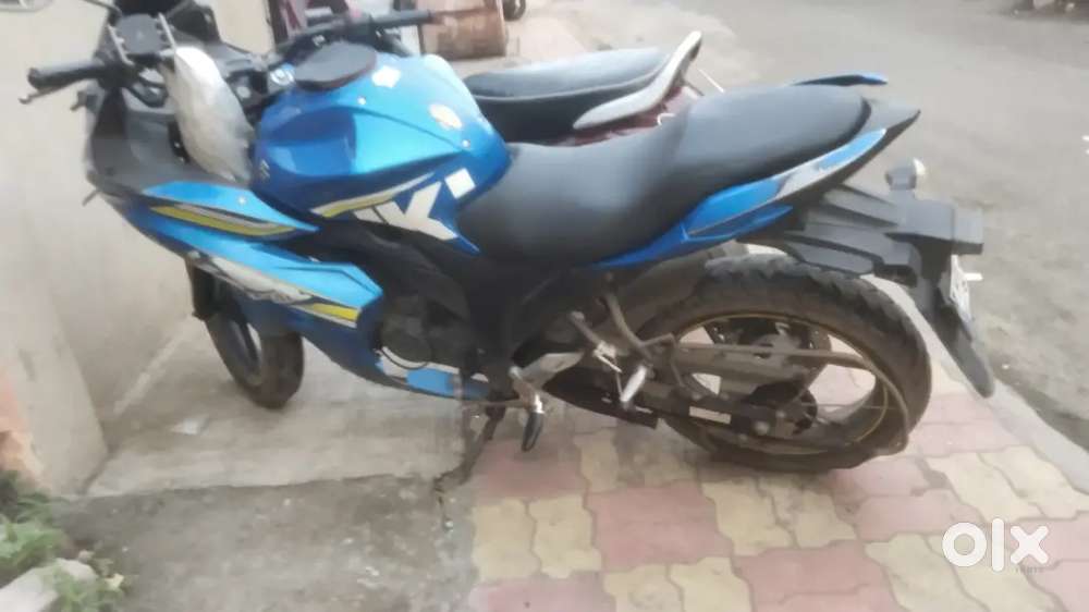 सुजुकी Gixxer बिकने आहे