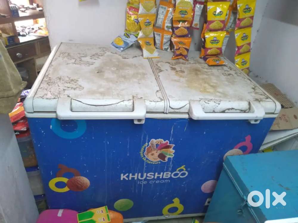 icecream fridge