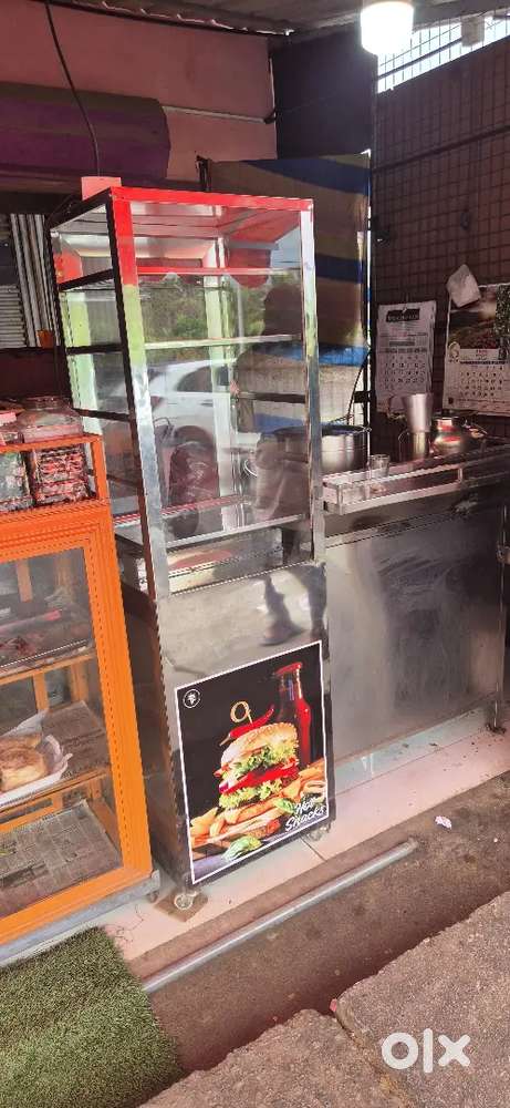 Tea and Snacks master vacancy available in trivandrum akkulam