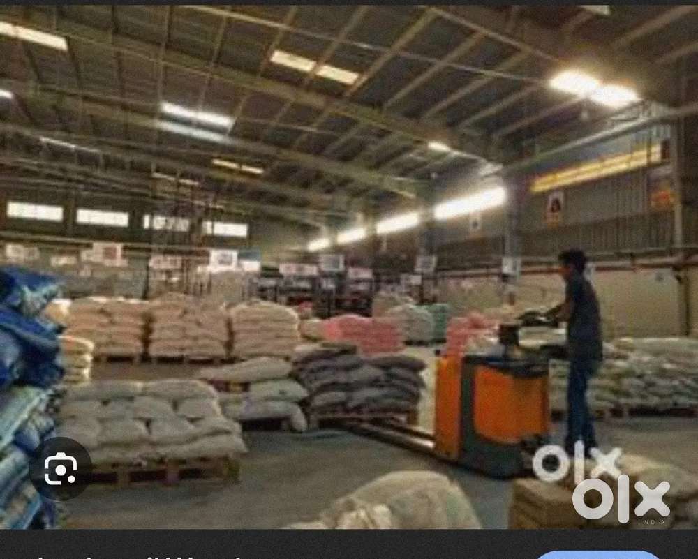 Grocery werehouse packing