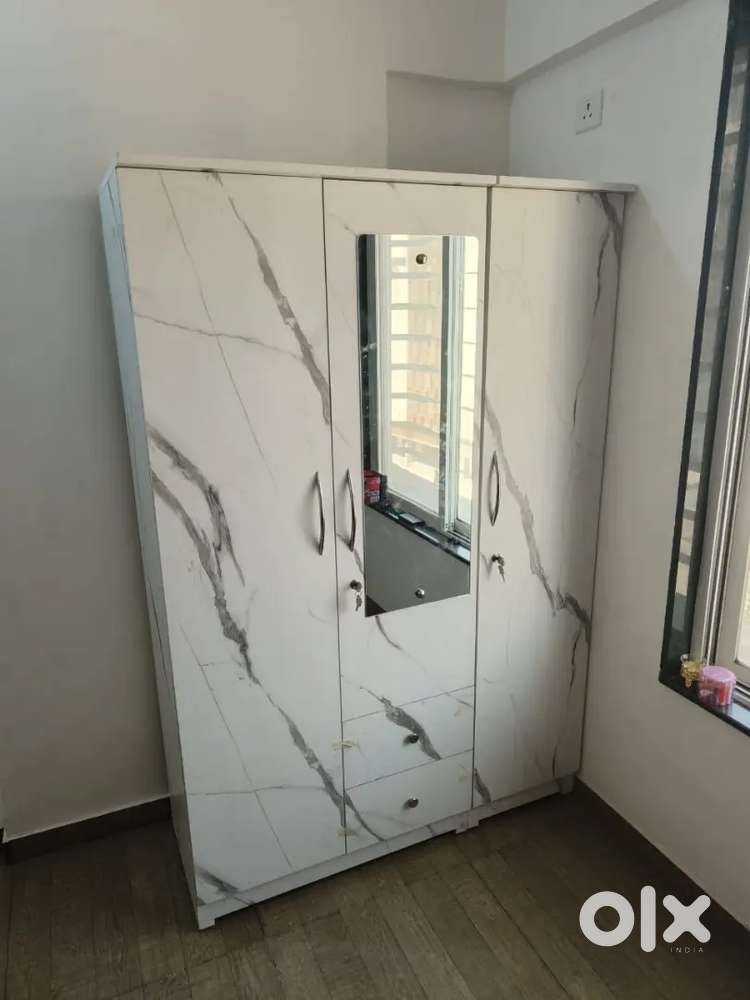 NEW 3 DOOR WARDROBE FROM FACTORY