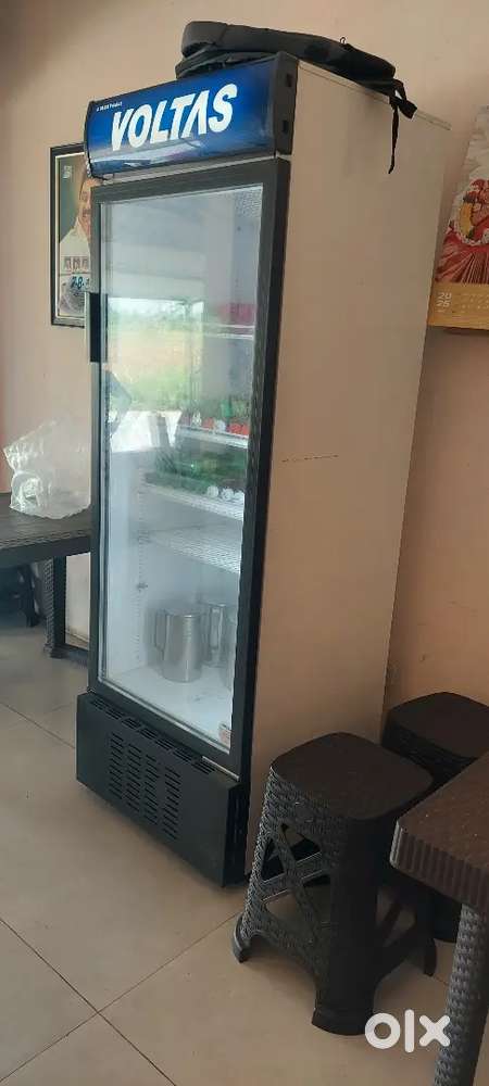 1 Year Old 3 Months Used Visi Cooler
