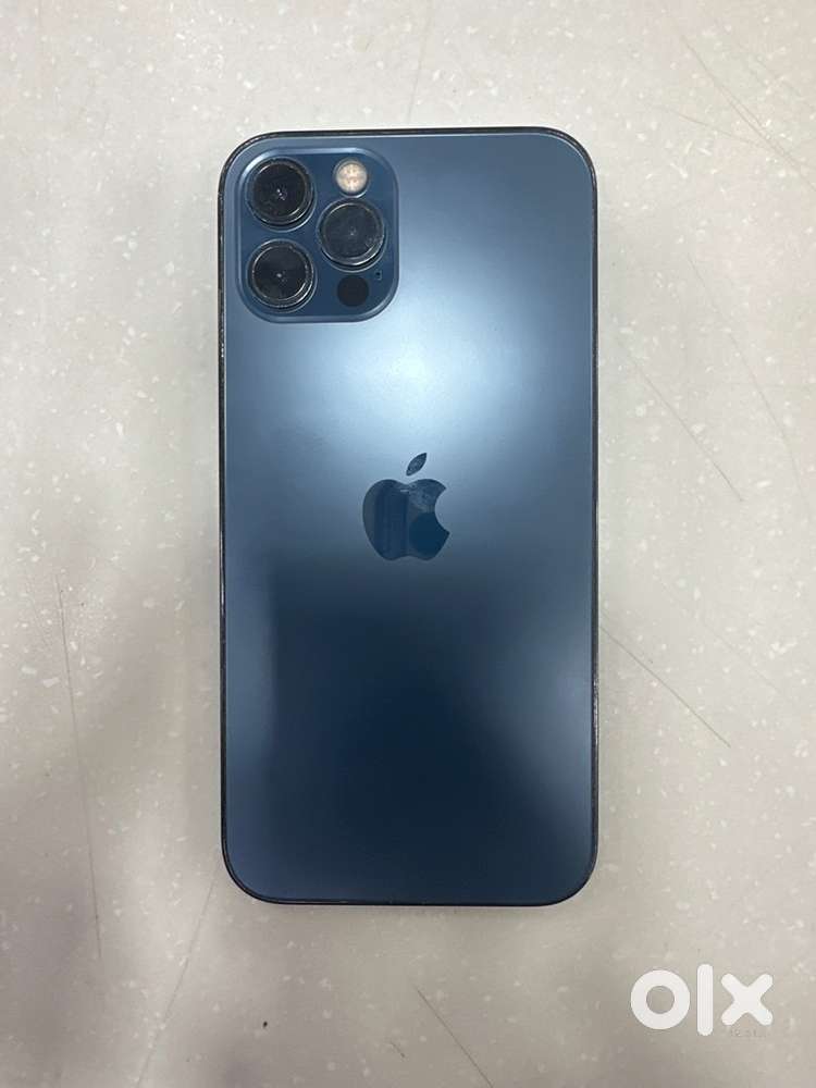 iPhone 12 pro 128gb single hand use no daint no paint