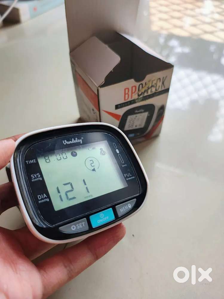 BP Monitor Wrist