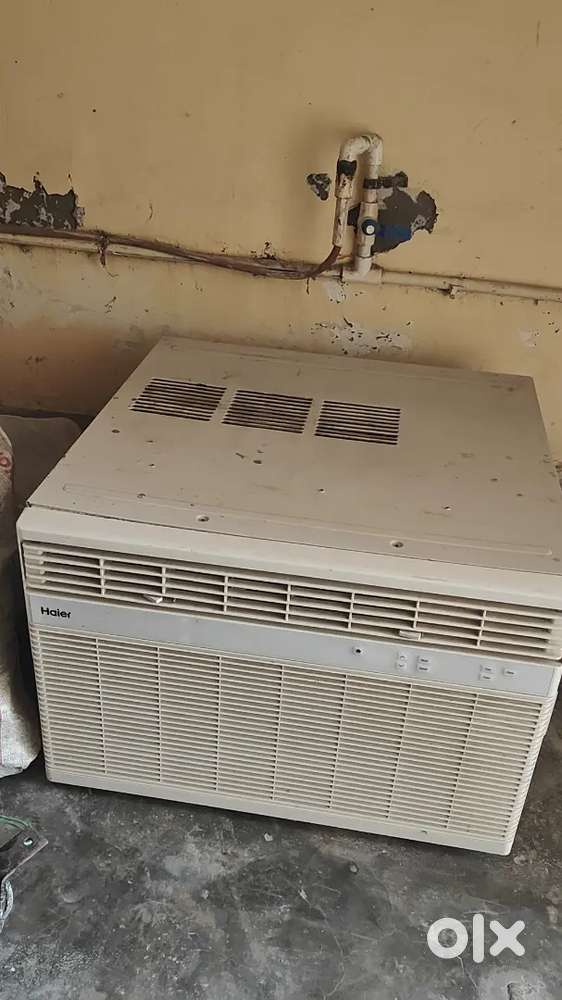 Haier company ka AC sale 20000