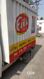 Bajaj maxima cng container body
