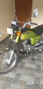 Newly restored Hero Honda CD100