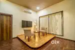7200 Sqft me Villa Available