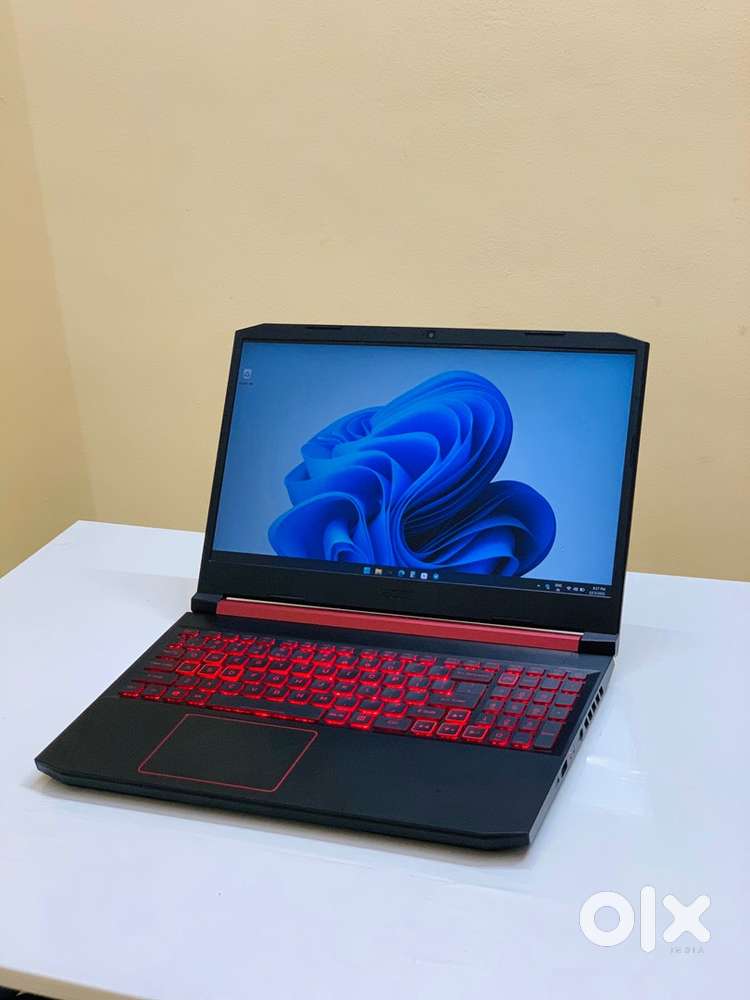 Acer Nitro 5  Ryzen 5  16GB RAM  Radeon RX560X  Gaming Laptop