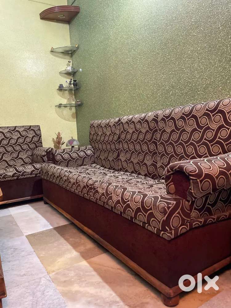 2+3 seater sofa set