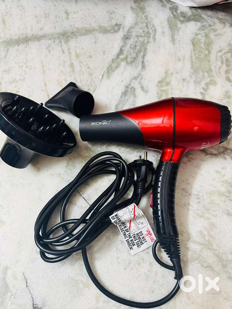 Ikonic Professional hairstyling tools