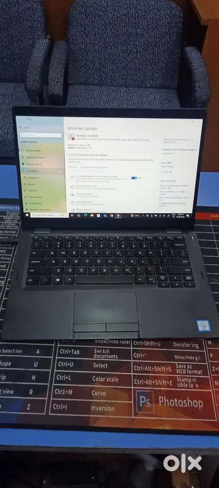 Dell Latitude 5300 2in1 13.3inch 360d rotetable laptop 16Gb RAM,256Gb