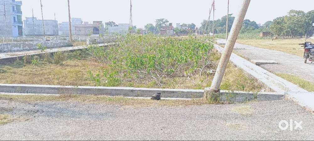 LIG - 2 SIDE ROAD & PARK - RESALE PLOT - RAPTI NAGAR VISTAR - MANBELA