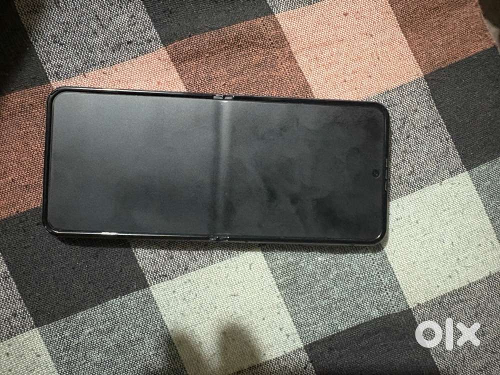 Samsung z flip4 256gb