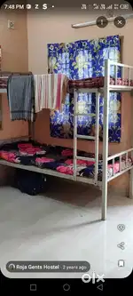 ரோஜா பாய்ஸ் ஹாஸ்டல்
