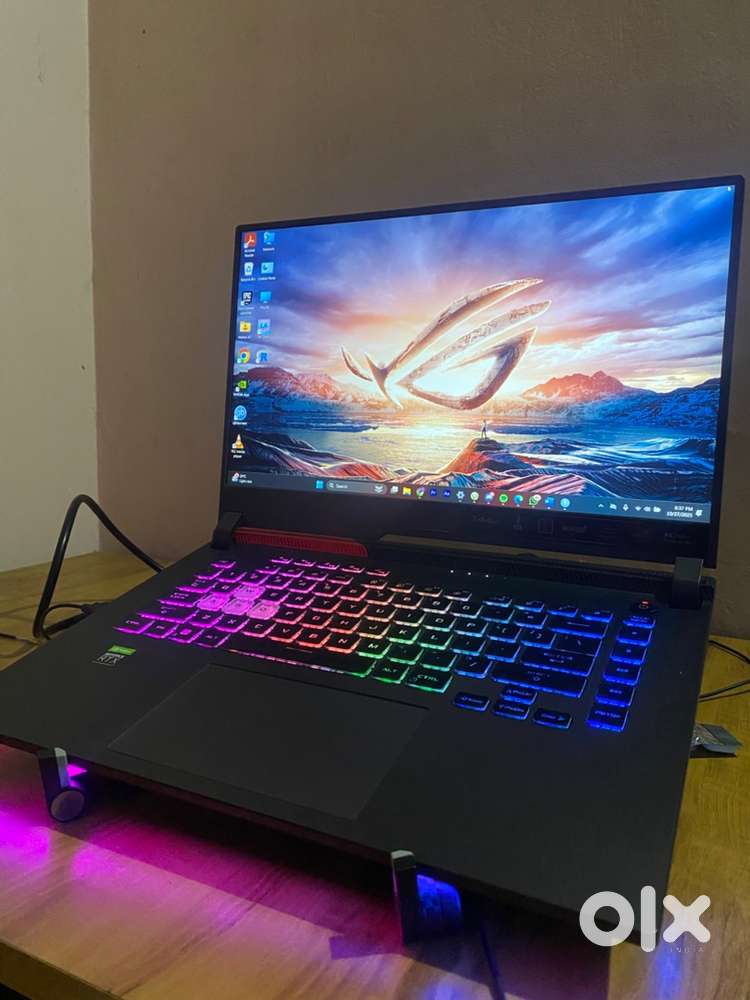 ASUS ROG Strix Ryzen 7 - RTX3050 - 16GB RAM - 1TB SSD
