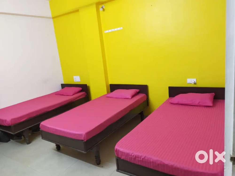 Pg girls and boys under 3500 to 5000