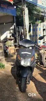 Small scratches in body, cash urgent
